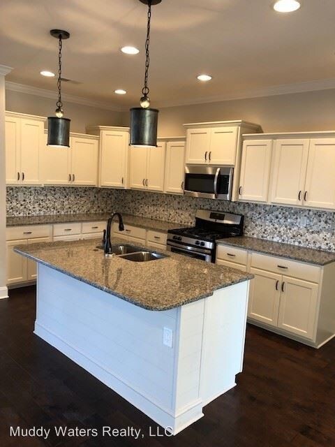 Foto del edificio - 3 br, 2 bath House - 3166 West Jefferson Loop