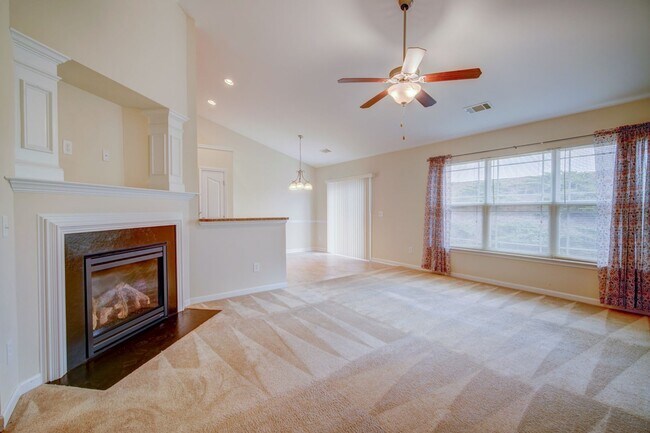 Building Photo - 3/BD - 2.5/BTH  Well Maintained Home in Li...