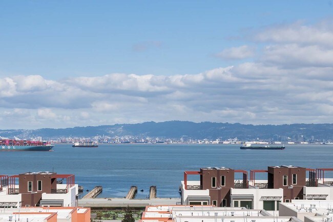 Foto del edificio - 555 Innes Ave