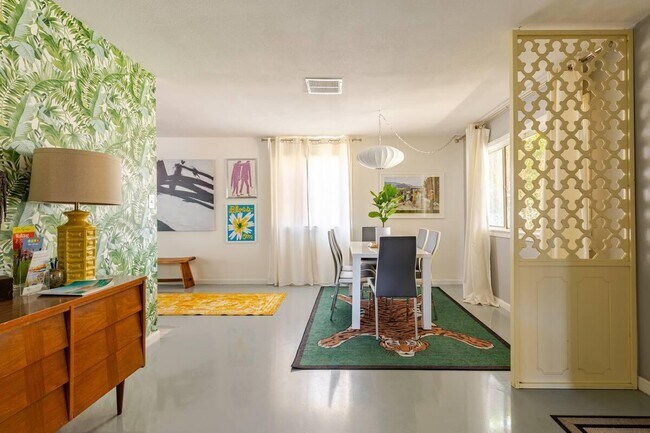 Foto del edificio - 81452 Helen Ave