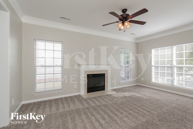 Foto del edificio - 12231 Shadow Ridge Ln