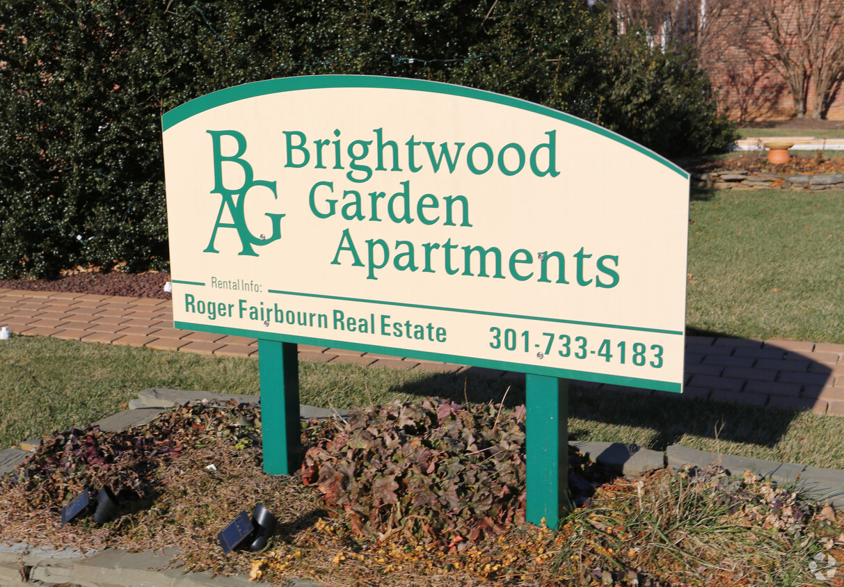 Brightwood Garden Apartaments - Brightwood Garden Apartments