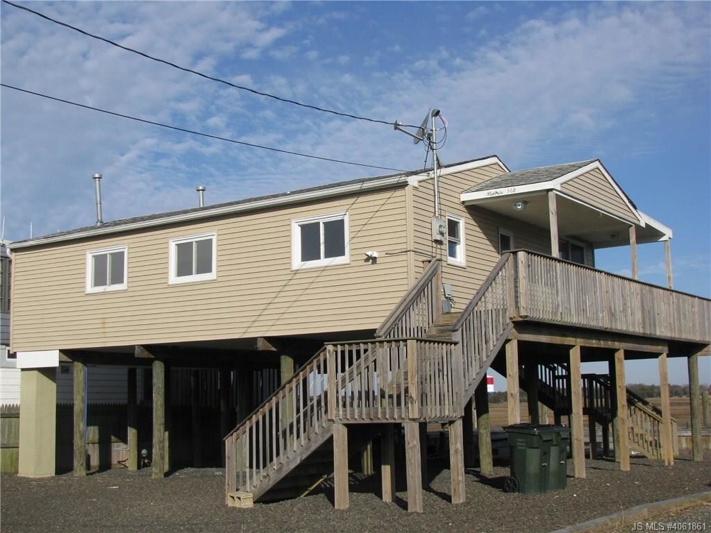 Primary Photo - 368 Kingfisher Rd