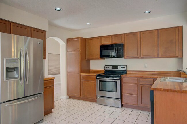 Foto del edificio - 8500 Vineyard Ridge Rd NE