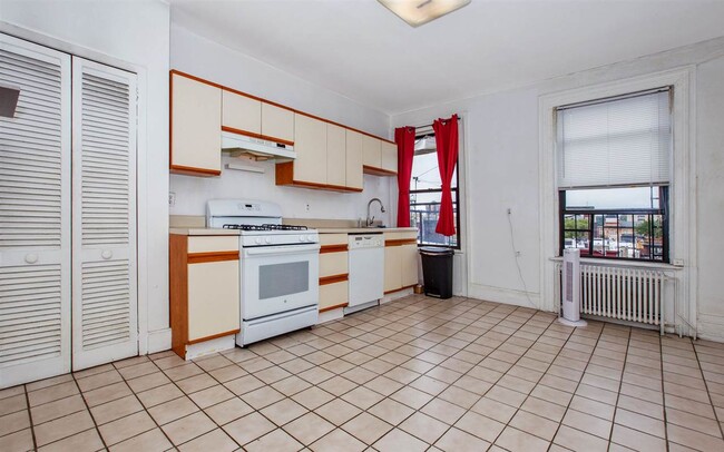 Foto del edificio - 504 Washington St