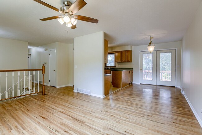 Foto del edificio - Fantastic 3 Bedroom In Millard!!