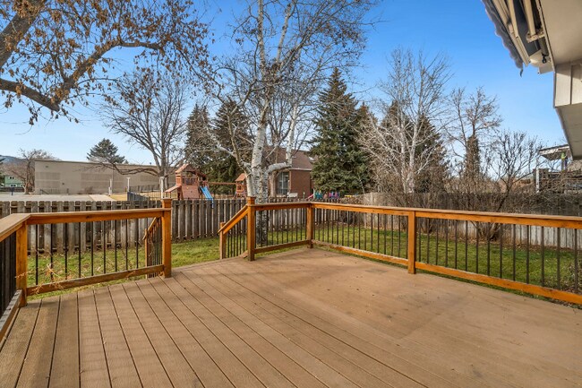 Foto del edificio - 2619 Dunbar Ave