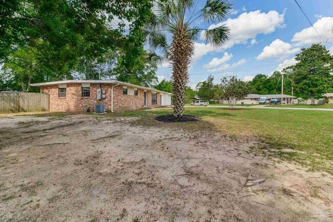 Building Photo - 3711 Tom Ln Dr