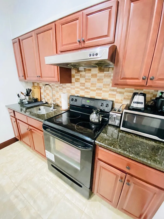 Foto principal - 4428 Chestnut St