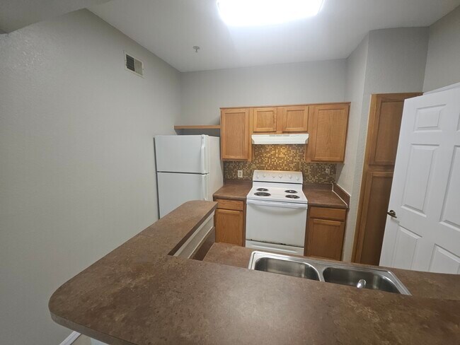 Building Photo - 5538 Pga Blvd