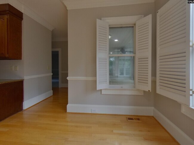 Building Photo - 201 Chancery Ln