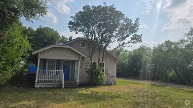 Building Photo - 18327 Blake Manor Rd
