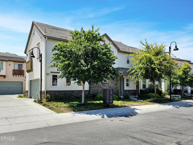 Foto principal - 1645 Range Rd