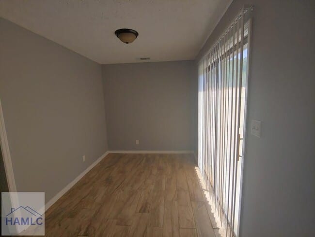 Building Photo - 79 Ivey St