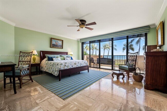 Building Photo - 251 Crandon Blvd