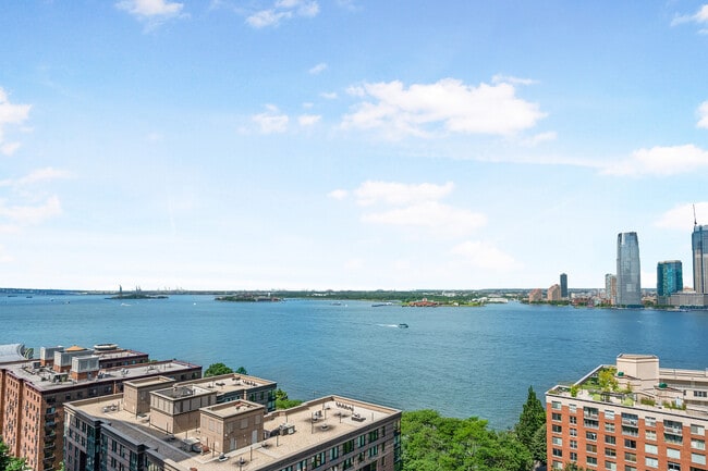 Photo - 99 Battery Pl Apartment