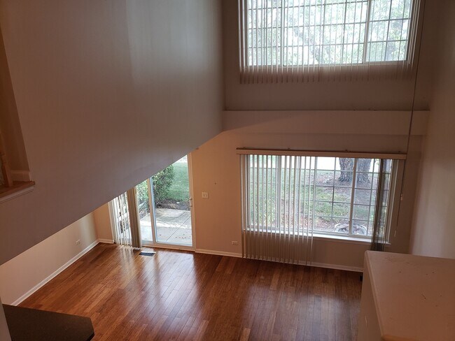 Building Photo - 9050 W Heathwood Dr