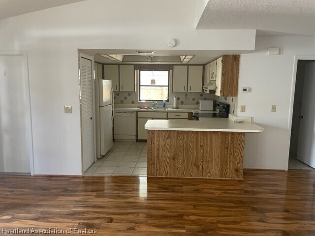 Building Photo - 4113 Elson Ave