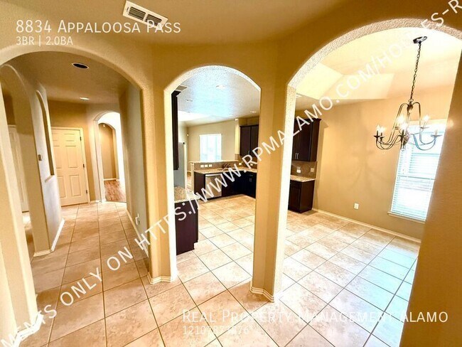 Building Photo - 8834 Appaloosa Pass