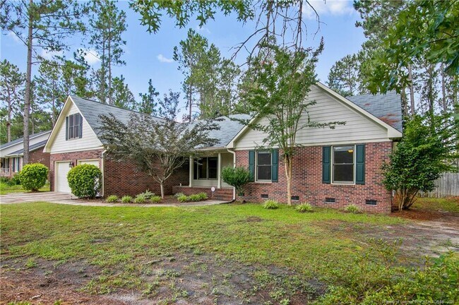 Foto del edificio - 7779 Trappers Rd