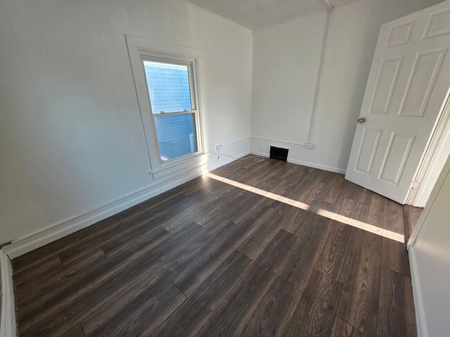 Foto del edificio - 47 Elmendorf St