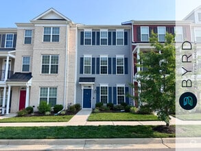 Building Photo - 15212 Dunton Ave