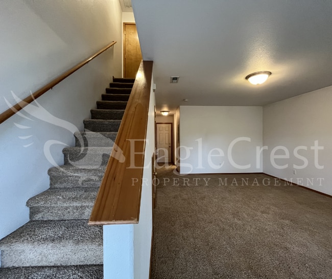 Building Photo - 1914SUNSET