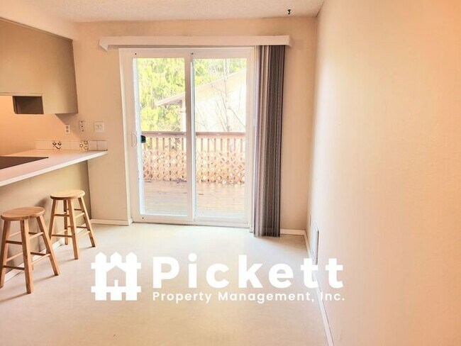 Foto del edificio - 2 Bedroom with bonus room in Manchester