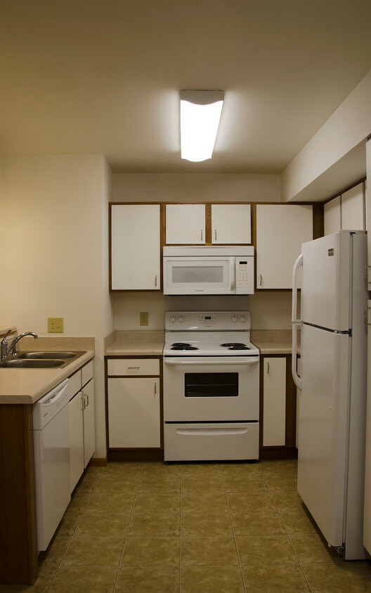 Building Photo - Westport Terrace Apartments