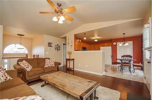 Building Photo - 232 Granger View Cir