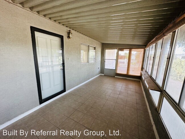 Foto del edificio - 3 br, 2 bath House - 8811 E Illinois