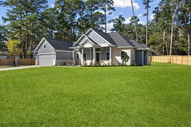 Foto del edificio - 15109 Paradise Ct