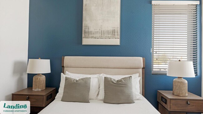 Foto del edificio - 10000 W Missouri Ave