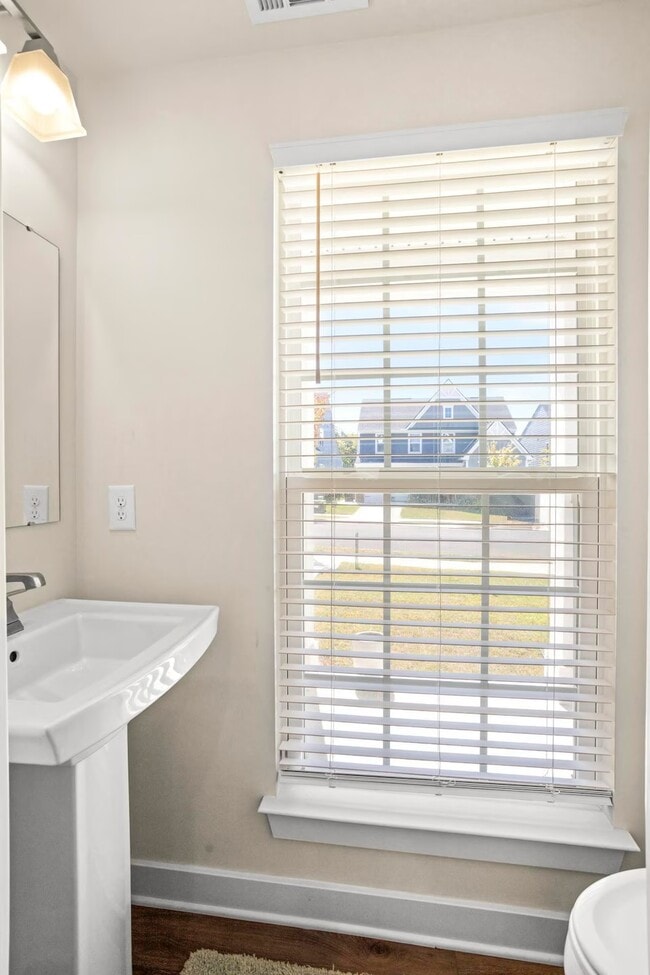 Photo - 8209 Warbler Wy House