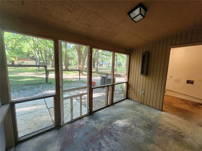 Foto del edificio - 206 NE 7th Pl