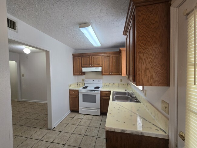 Foto del edificio - 116 Oak Ridge Ave