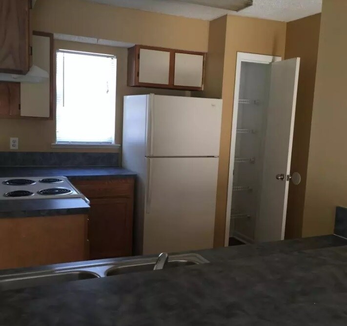 Building Photo - 3545 Cypress St