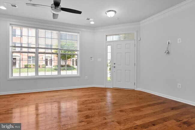 Foto del edificio - 43101 Thoroughfare Gap Terrace
