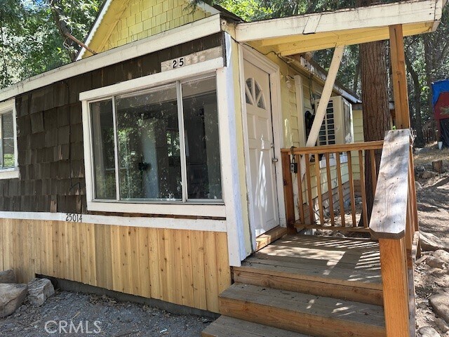 Building Photo - 25014 Moon Dr