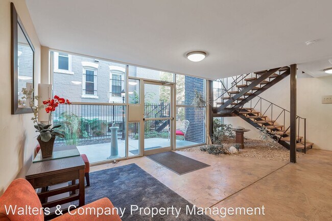 Foto del edificio - 1 br, 1 bath House - 1055 Corona St. #103