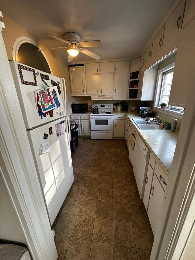 Foto del edificio - 1604 College St