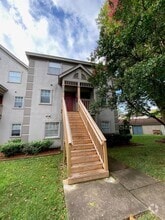 Building Photo - 2500 Avent Ferry Rd