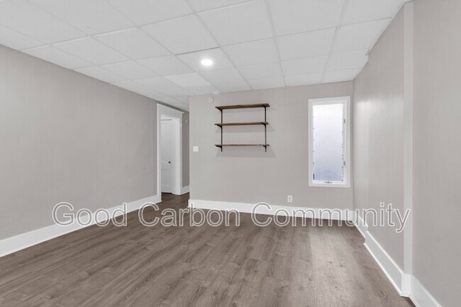 Foto del edificio - 1251 Hertel Ave