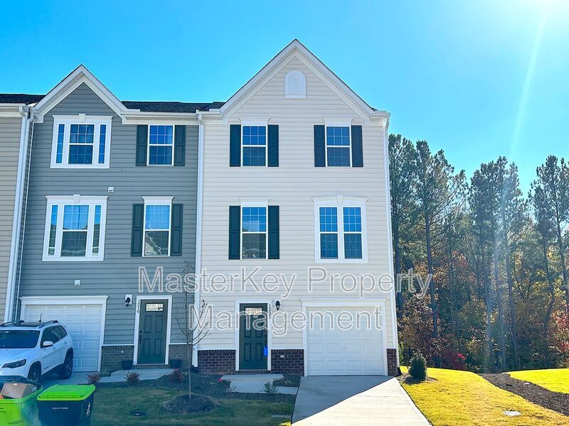 Primary Photo - 1221 Lizer Rd
