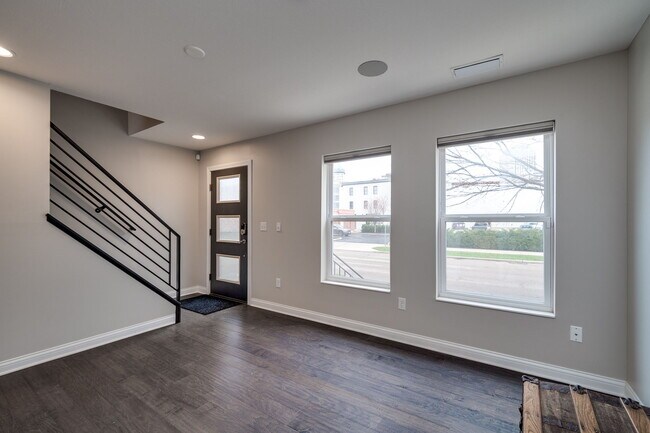 Photo - 24 S Patterson Blvd House