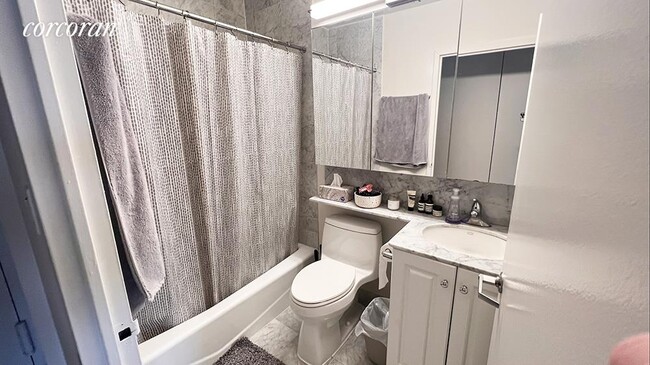 Foto del edificio - 401 E 80th St
