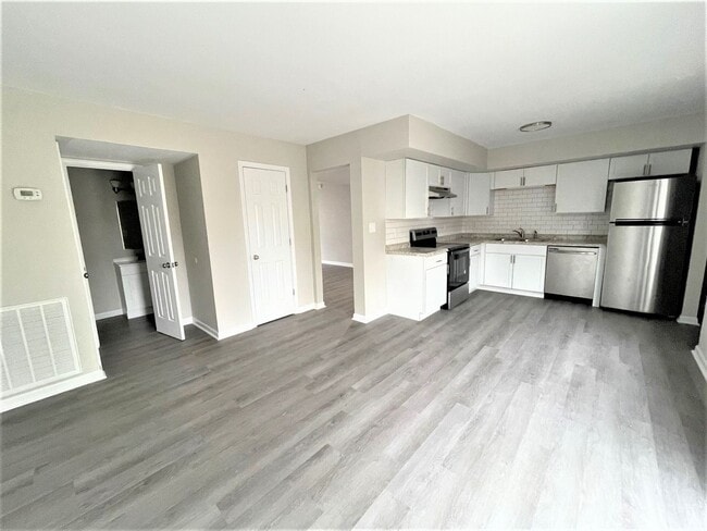 Building Photo - 107 Villa Dr