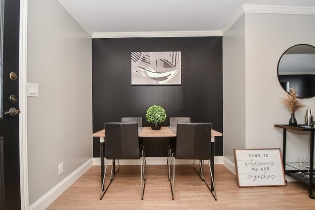 Building Photo - 3525 Sage Rd