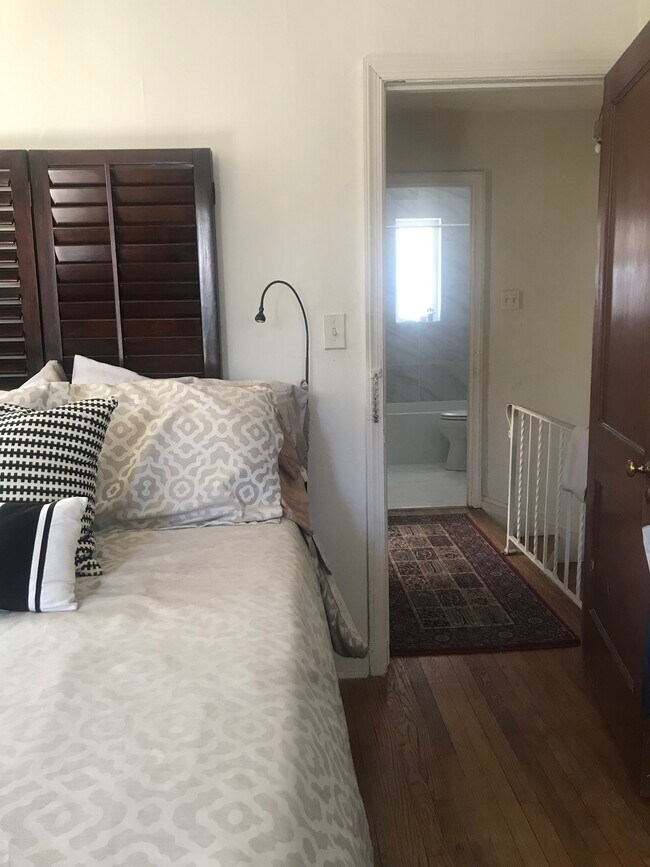 Foto del edificio - 3121 Lyndale Pl SE