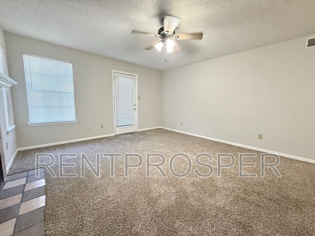 Photo - 4301 Lizshire Ln Apartment